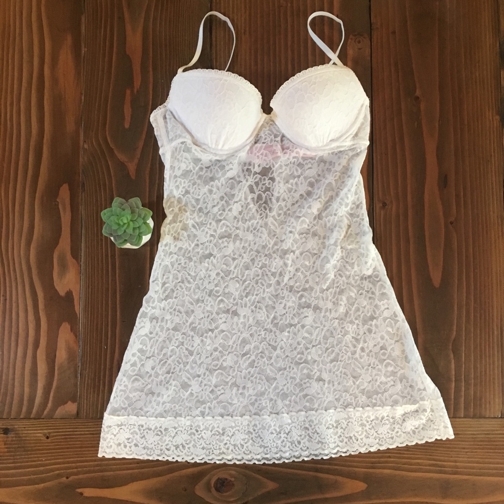 Victoria’s Secret The Lacie White Lace Lingerie